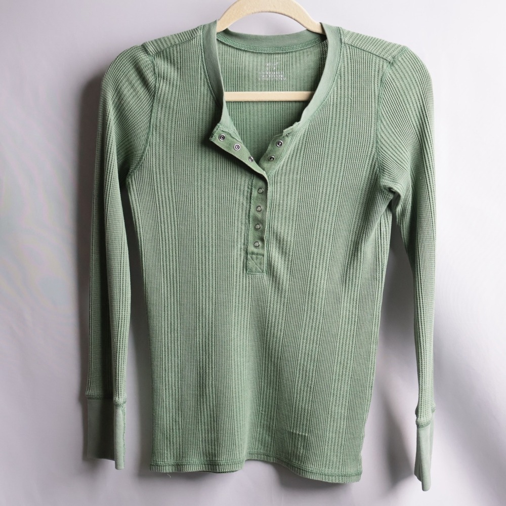 Aerie Green Fitted Waffle Knit Long Sleeve Henley Top Indie Sleaze Bella Elena S